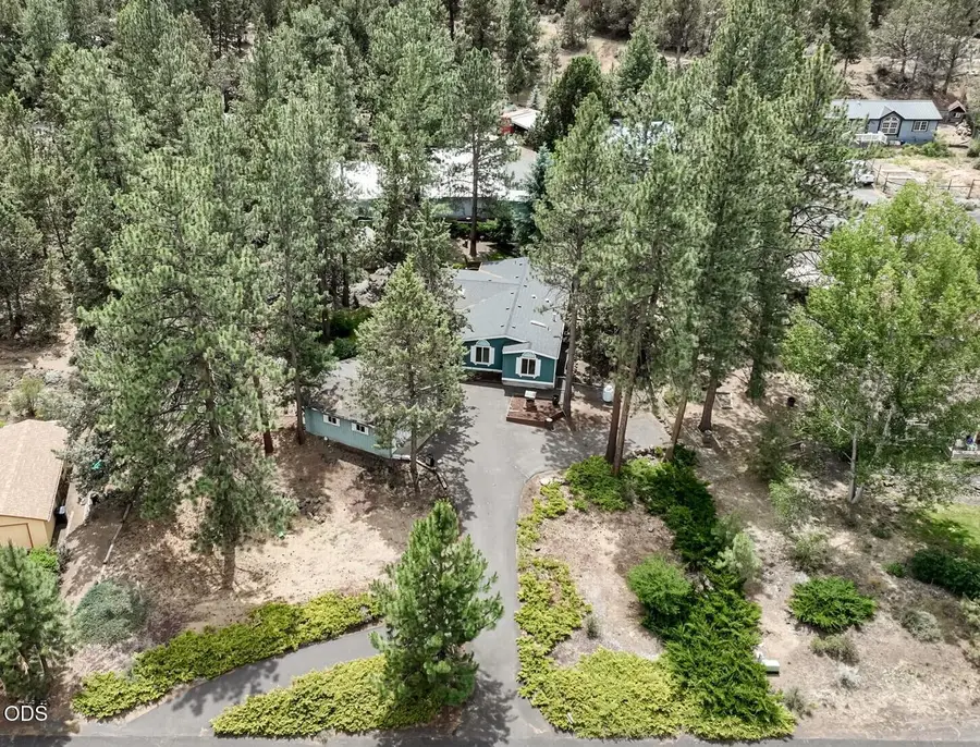 60865 Raintree Drive, Bend, OR 97701 - #3
