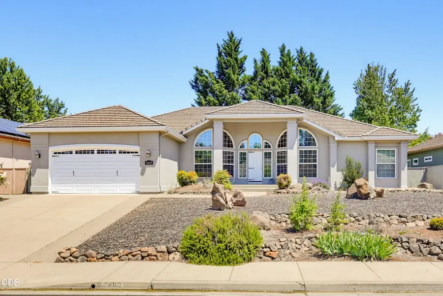 3409 Creek View Drive, Medford, OR 97504 - #2