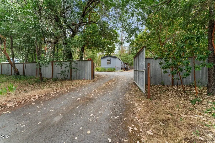 491 Upper Applegate Road, Jacksonville, OR 97530 - #3
