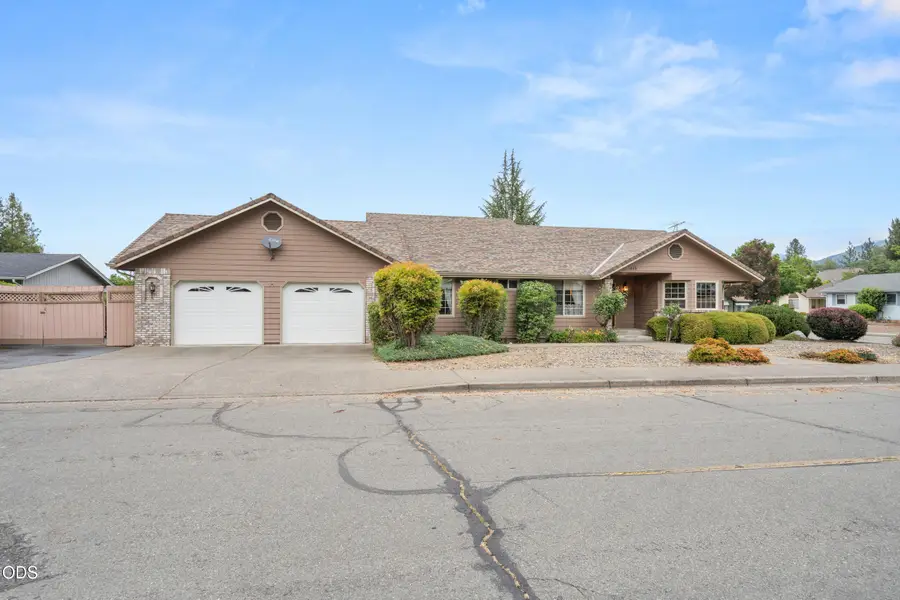 1449 Ben Aire Circle, Grants Pass, OR 97527 - #2