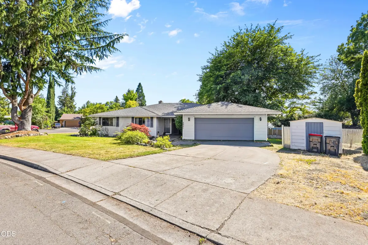 2951 Barclay Road, Medford, OR 97504 - #1