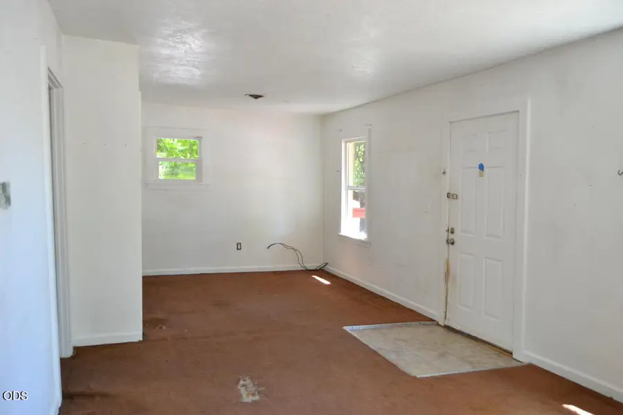 322 SE L Street, Grants Pass, OR 97526 - #2