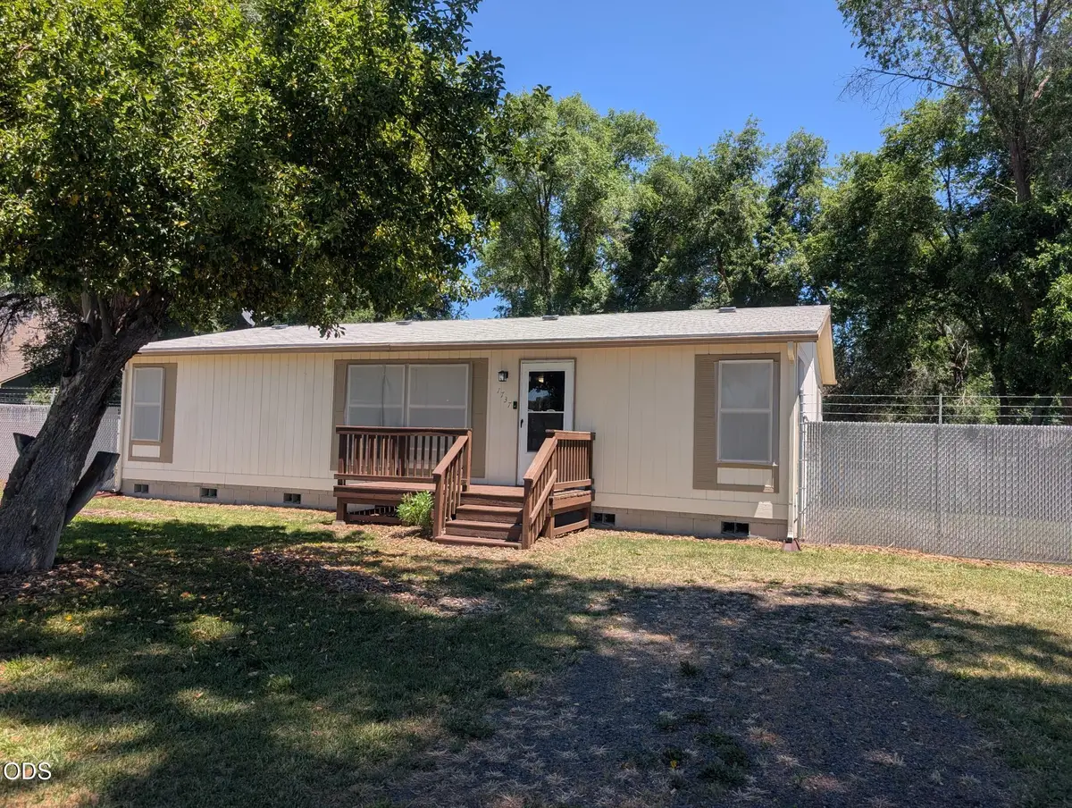 1737 Summers Lane, Klamath Falls, OR 97603 - #1