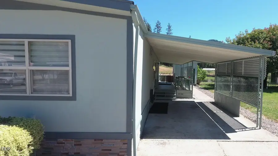 2019 Rogue River Highway #UNIT 13, Gold Hill, OR 97525 - #3