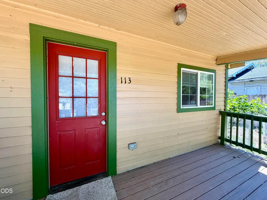 113 N Laguna Street, Klamath Falls, OR 97601 - #2