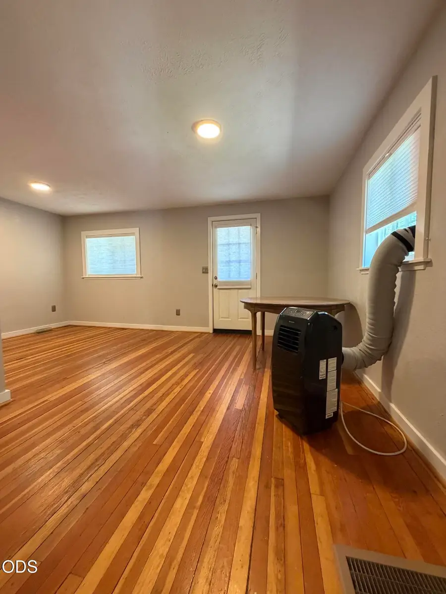 113 N Laguna Street, Klamath Falls, OR 97601 - #3
