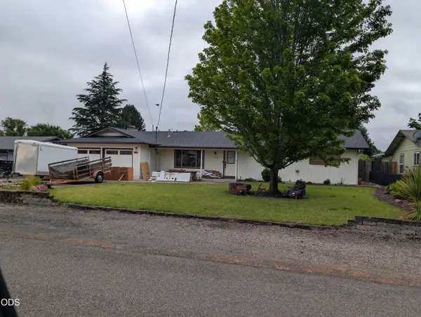 3478 Edella Street, Central Point, OR 97502