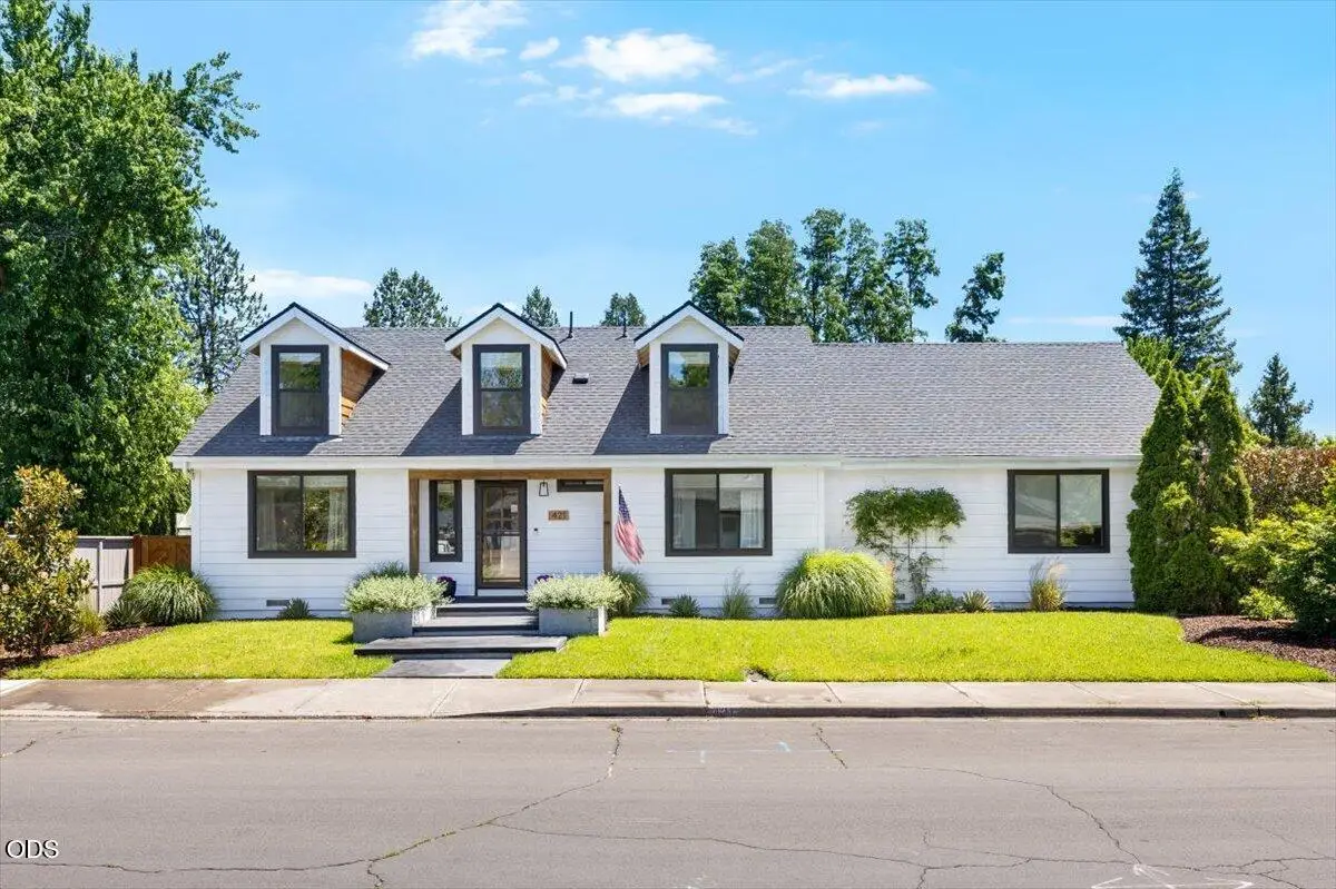 421 Silverado Circle, Medford, OR 97504 - #1