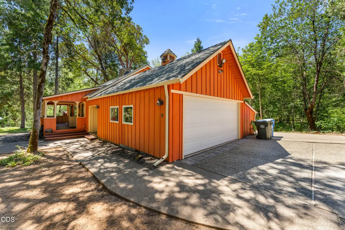 6907 Bear Branch Road, Rogue River, OR 97537 - #1