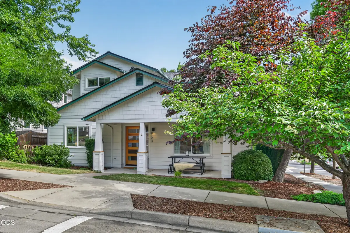 953 Spring Way, Ashland, OR 97520 - #1