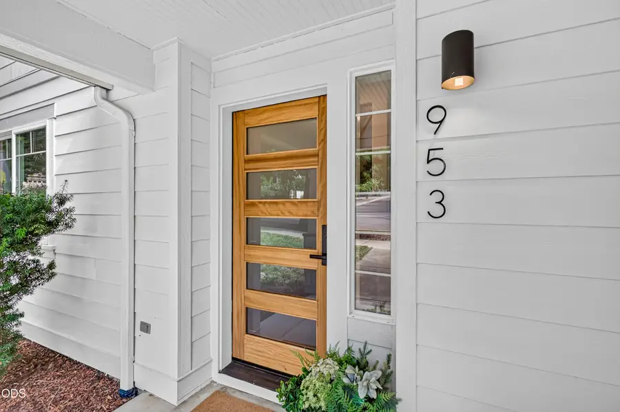 953 Spring Way, Ashland, OR 97520 - #2