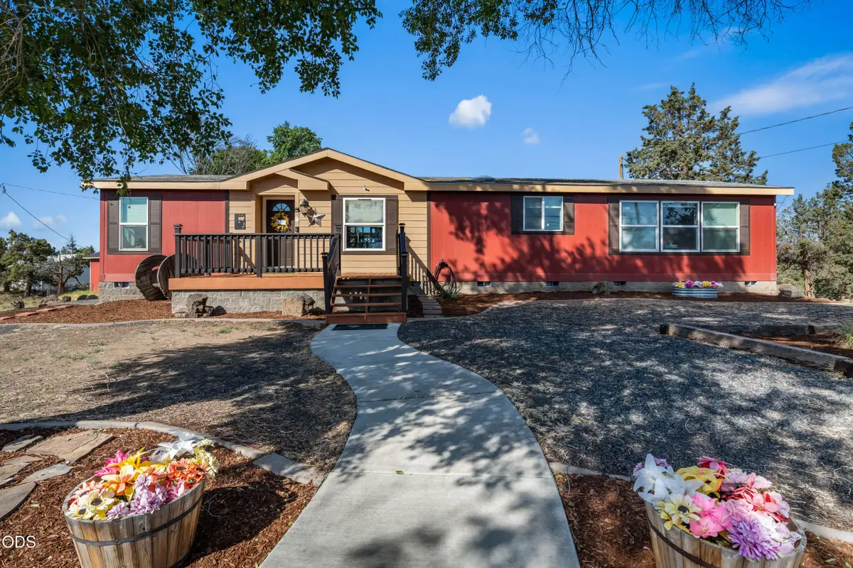 4900 NW Homestead Way, Redmond, OR 97756 - #1