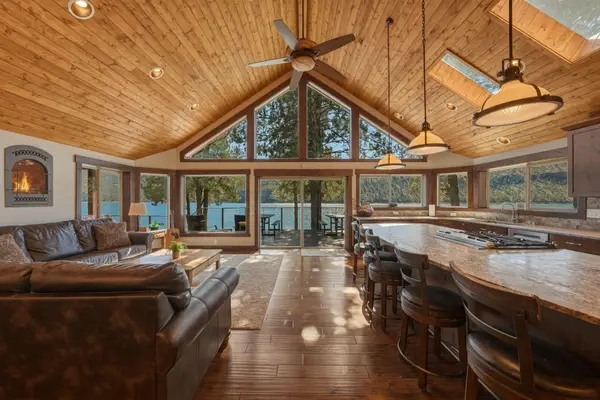 10550 N Ochoco Highway, Prineville, OR 97754