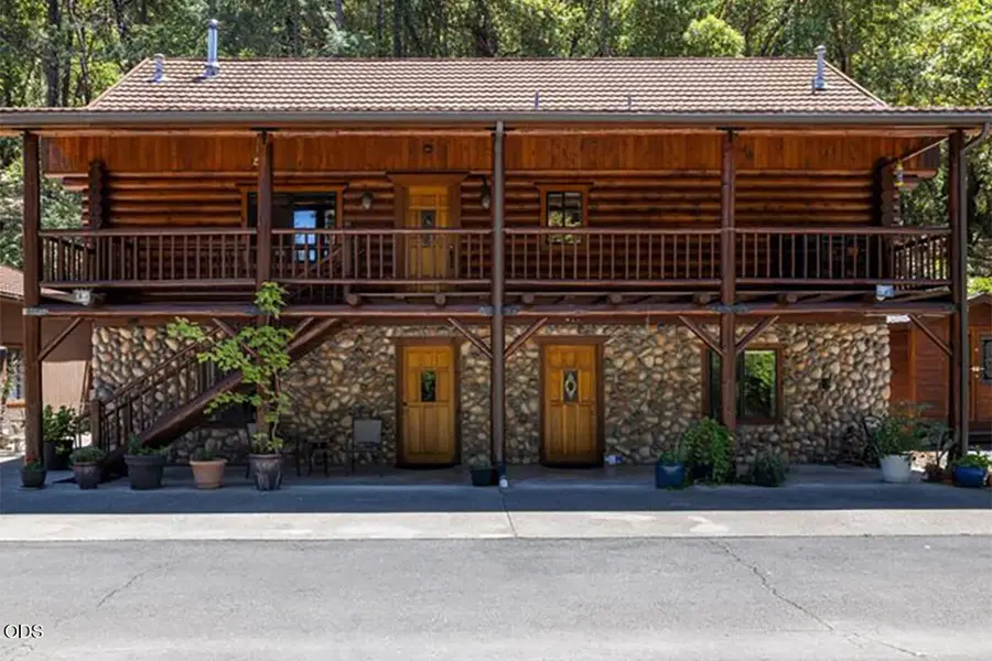8155 Rogue River Highway, Grants Pass, OR 97527 - #2