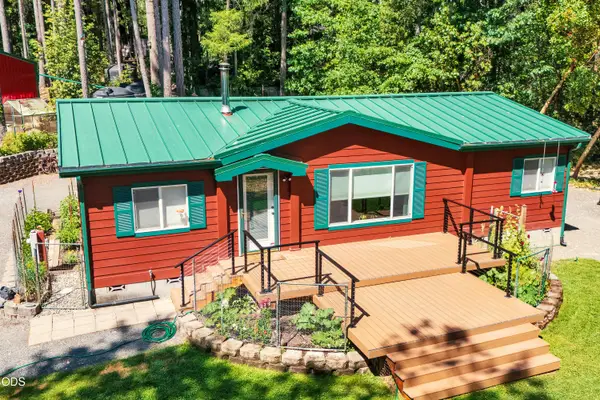 1470 Arrowhead Drive, O'Brien, OR 97534