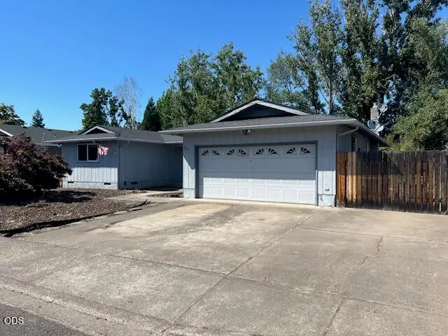 607 Palo Verde Way, Central Point, OR 97502 - #2