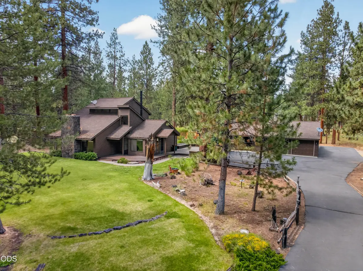 15704 Tumble Weed Turn, Sisters, OR 97759 - #1