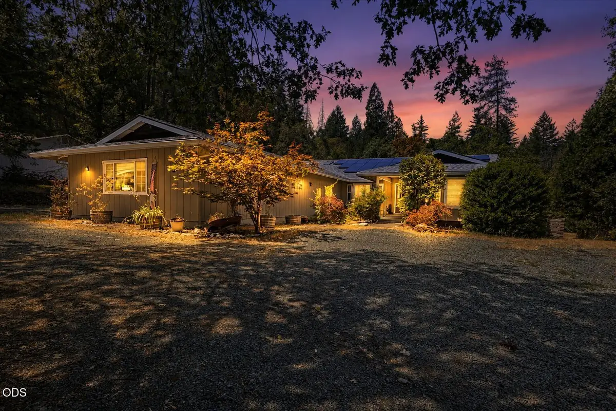 287 Surrey Drive, Grants Pass, OR 97526 - #1