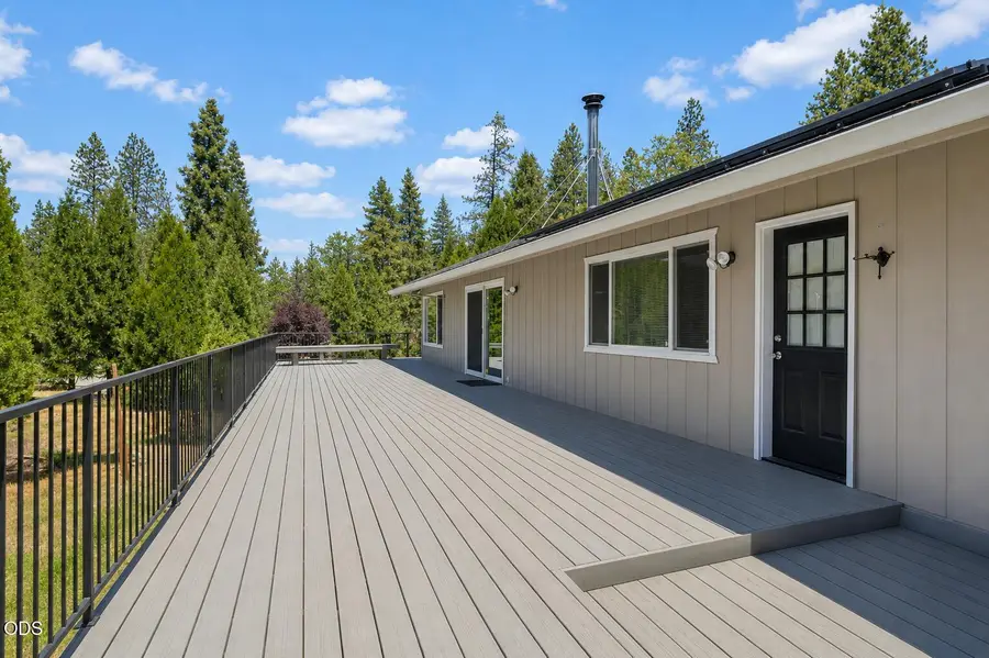 287 Surrey Drive, Grants Pass, OR 97526 - #3
