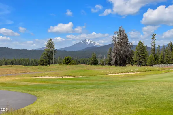 56575 Nest Pine Drive, Bend, OR 97707