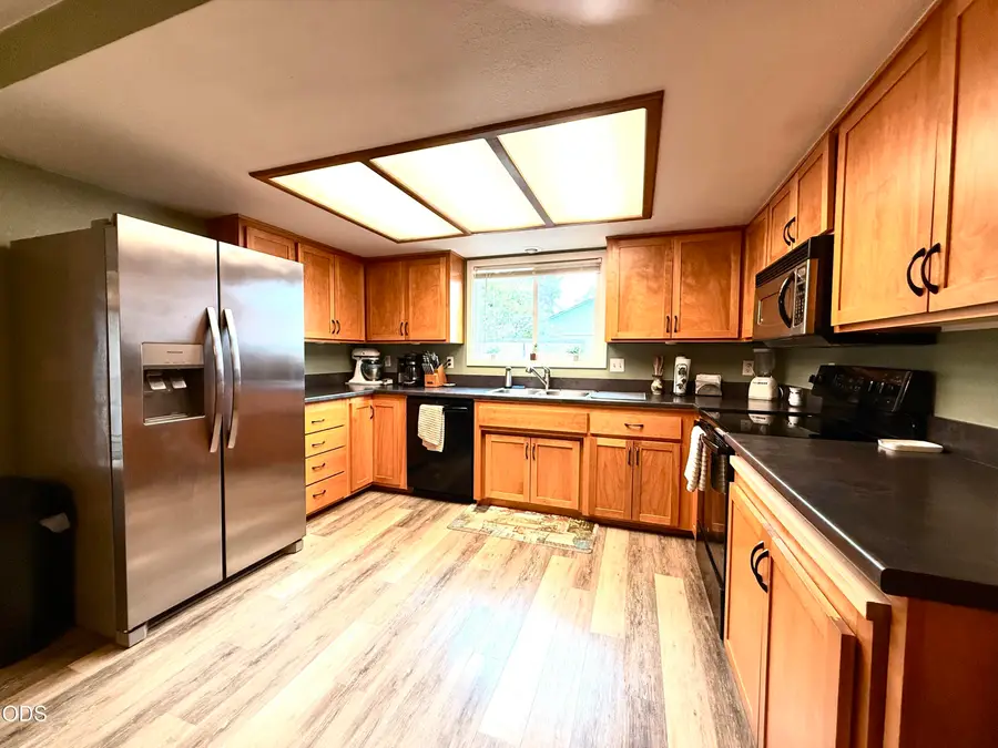 1002 Angler Lane, Grants Pass, OR 97527 - #2