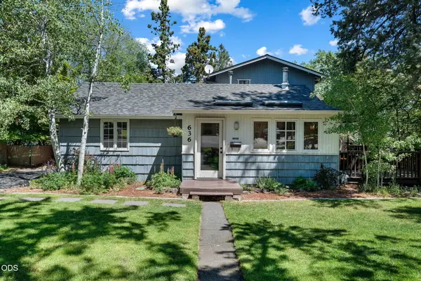 636 NE Irving Avenue, Bend, OR 97701