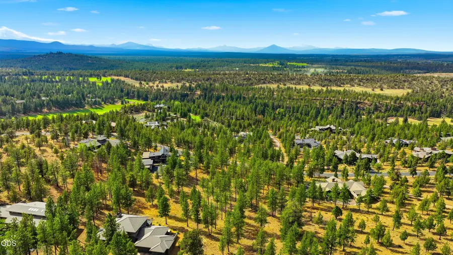 3404 Nw Greenleaf Way #Homesite 50, Bend, OR 97703 - #3