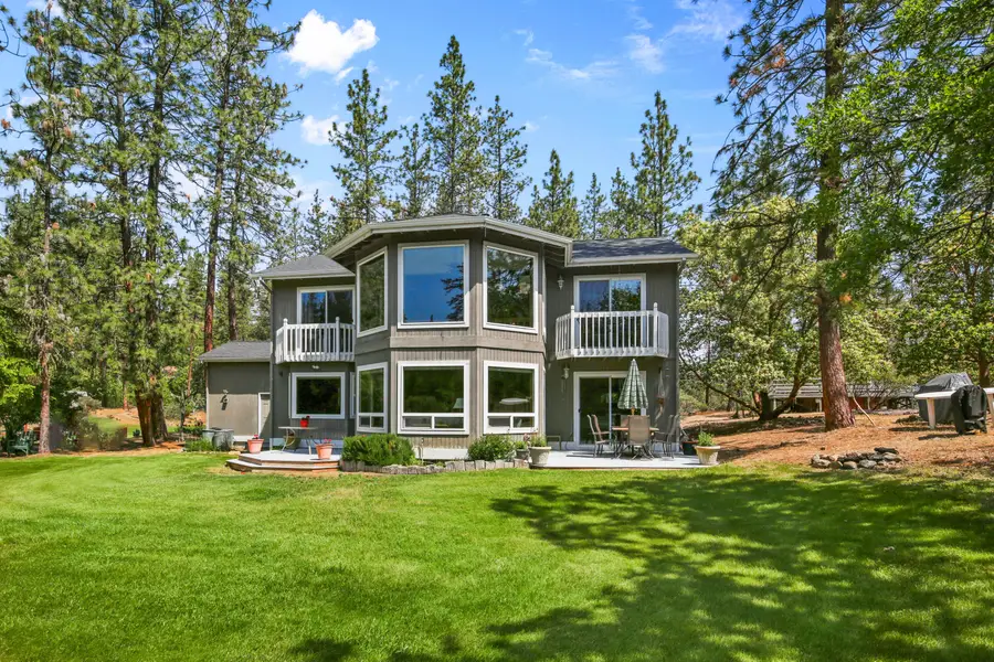 5900 Upper Applegate Road, Jacksonville, OR 97530 - #2