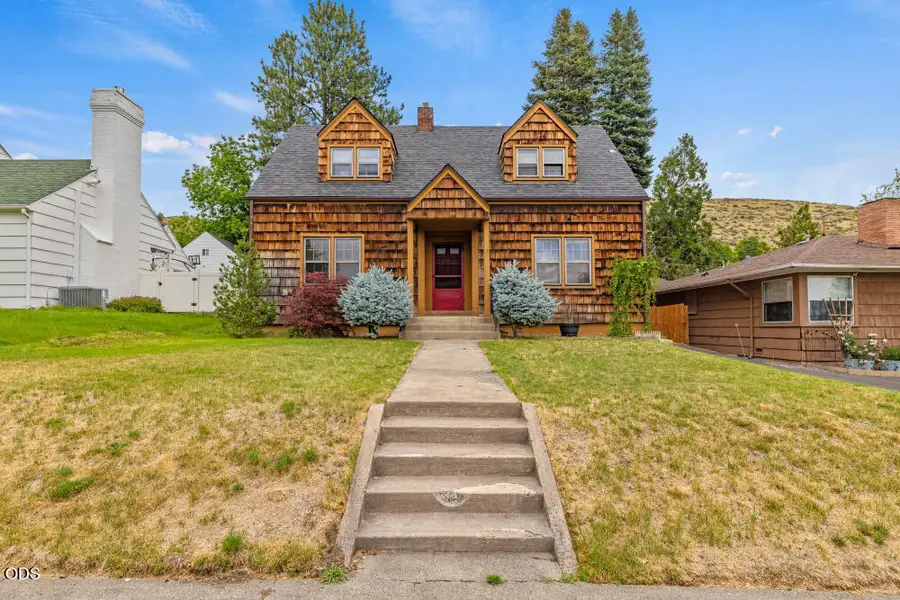 1527 Pacific Terrace, Klamath Falls, OR 97601 - #3
