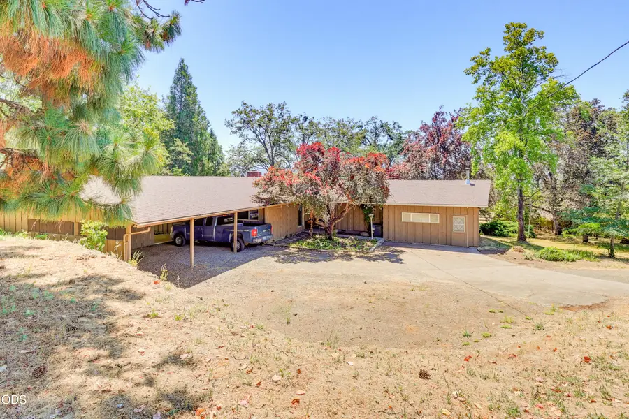502 Vista Park Drive, Eagle Point, OR 97524 - #2