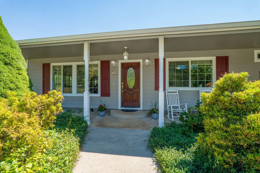 3959 Jumpoff Joe Creek Road, Grants Pass, OR 97526 - #3