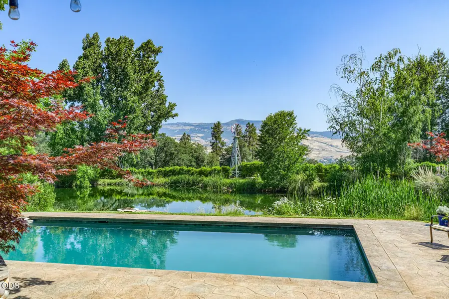 550 Crowson Road, Ashland, OR 97520 - #3