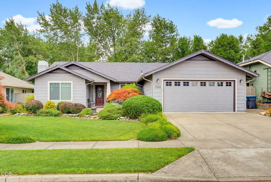 3343 Edgewater Drive, Medford, OR 97504 - #3