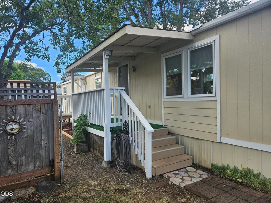 380 W Gregory Road #UNIT 20, Central Point, OR 97502 - #2