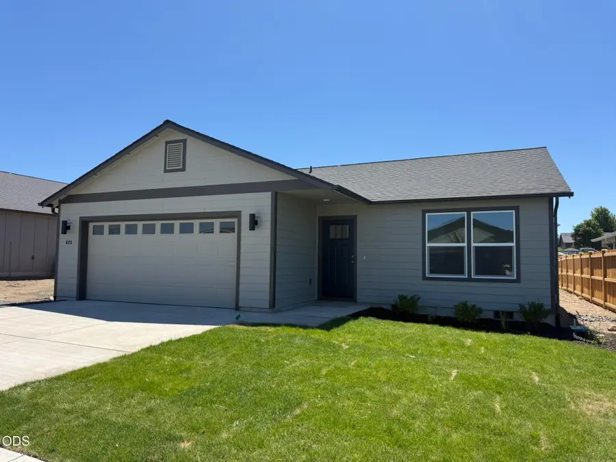 623 NE Mitchell Street #164, Madras, OR 97741 - #2
