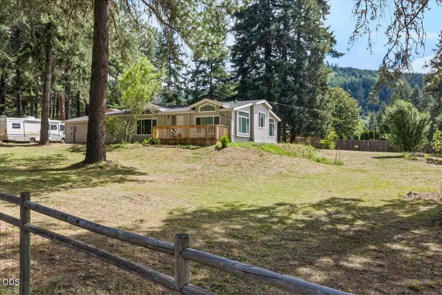 261 Old Booth Lane, Glendale, OR 97442 - #3