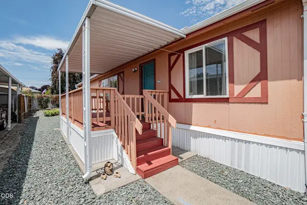 1570 S Peach #SPC 91, Medford, OR 97501