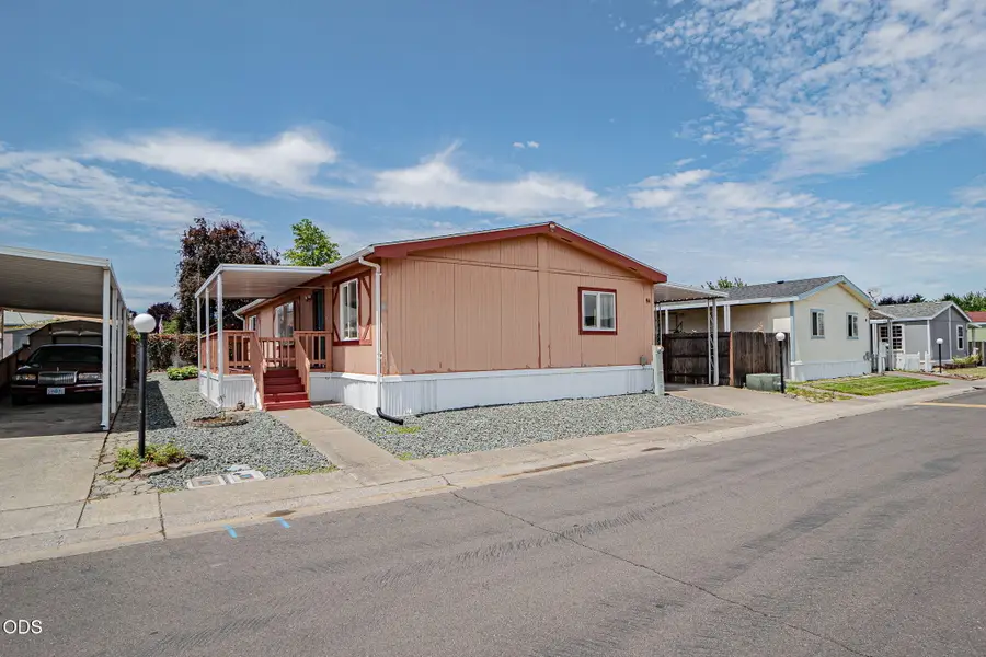 1570 S Peach #SPC 91, Medford, OR 97501 - #2