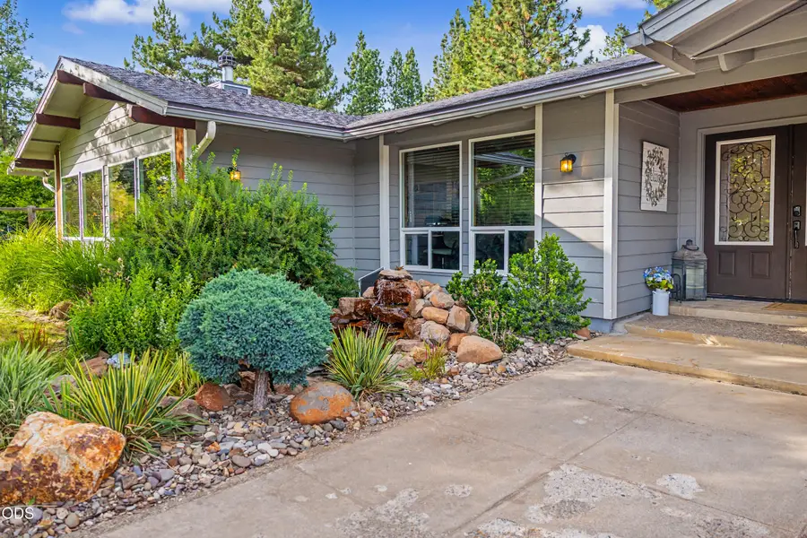 3665 Pine Tree Drive, Klamath Falls, OR 97603 - #2