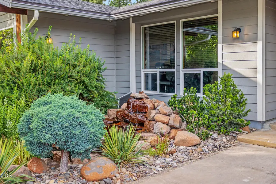 3665 Pine Tree Drive, Klamath Falls, OR 97603 - #3
