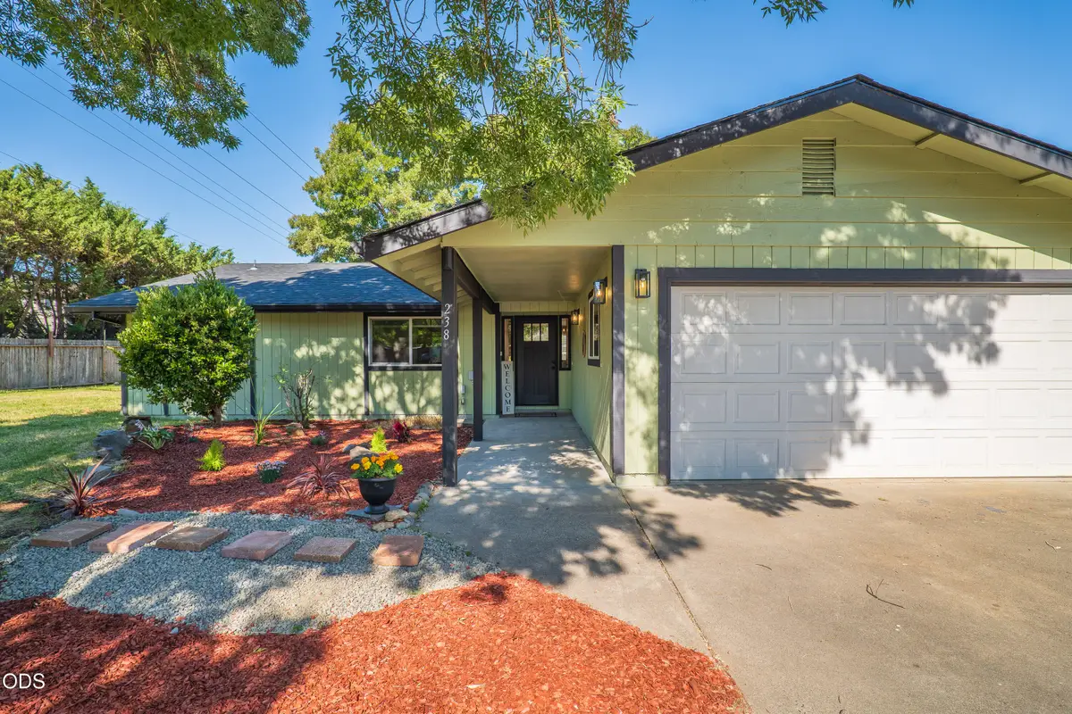 238 Grandview Lane, Grants Pass, OR 97527 - #1
