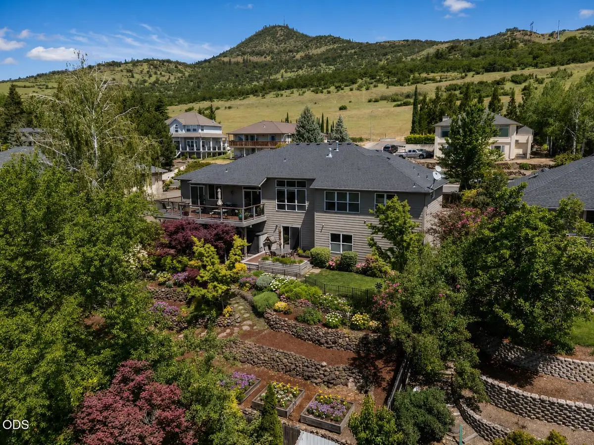 4680 Cloudcrest Drive, Medford, OR 97504 - #1