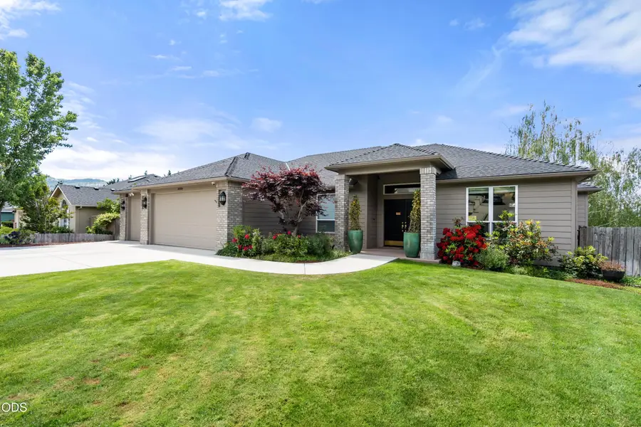 4680 Cloudcrest Drive, Medford, OR 97504 - #2