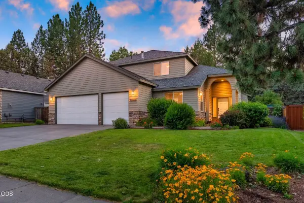 19870 Powers Road, Bend, OR 97702