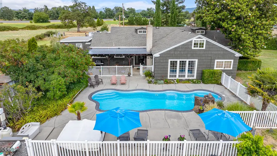 2622 Eric Avenue, Central Point, OR 97502 - #2