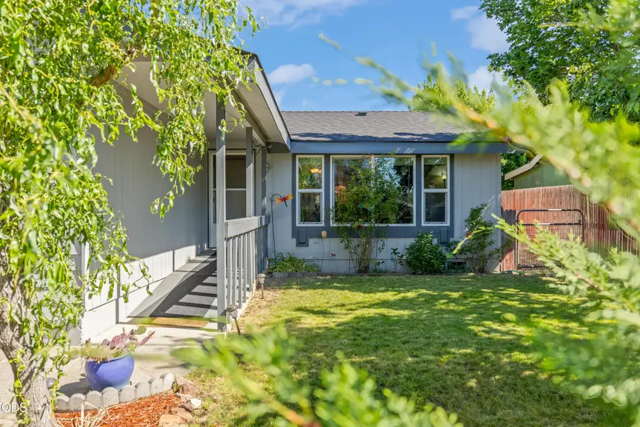 172 SE Tracie Street, Madras, OR 97741 - #2