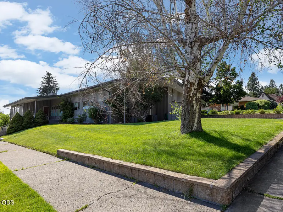 1500 Pacific Terrace, Klamath Falls, OR 97601 - #2