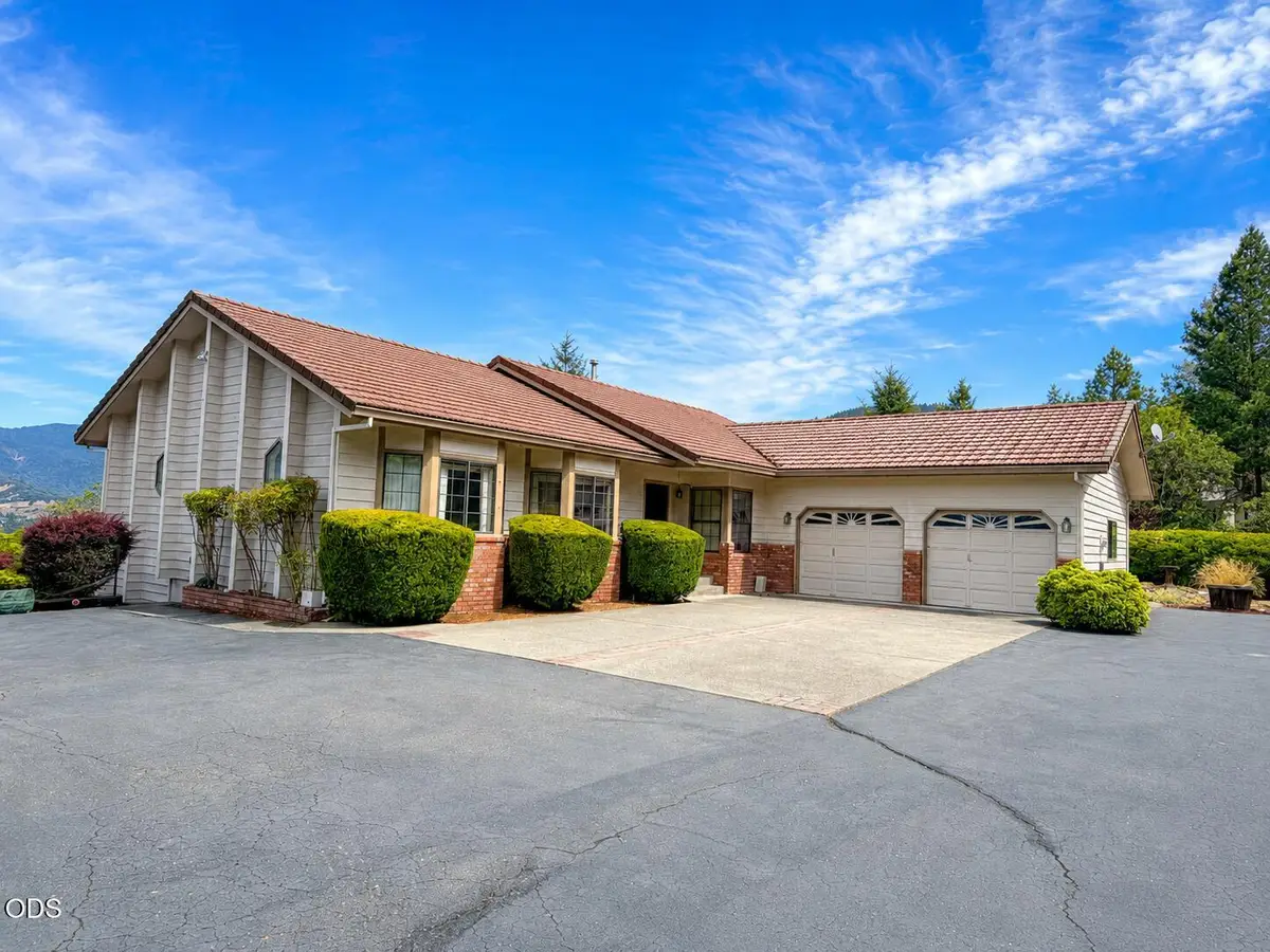 495 Harper Loop, Grants Pass, OR 97527 - #1