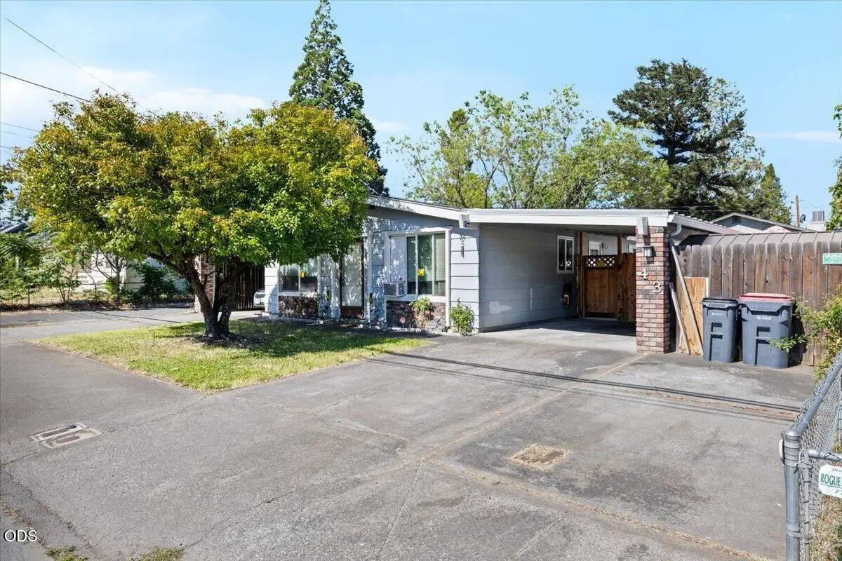 43 N Columbus, Medford, OR 97501 - #1