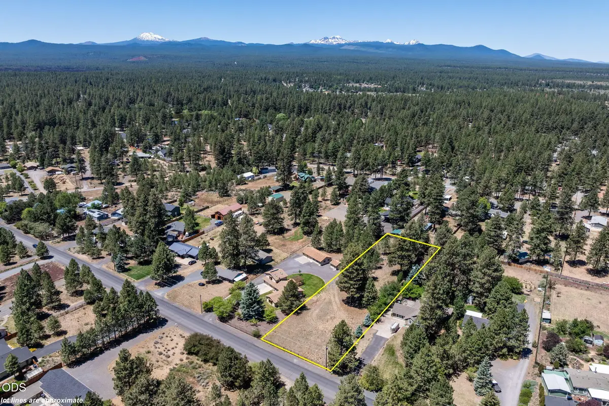 19580 Apache Road, Bend, OR 97702 - #1